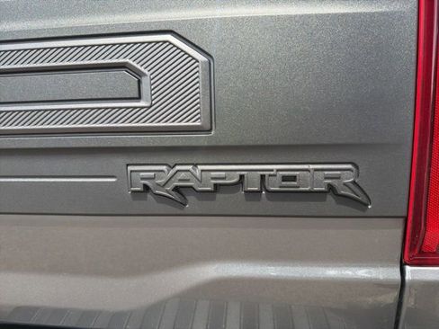 Used 2025 Ford F150 Raptor AWD/4WD image 13