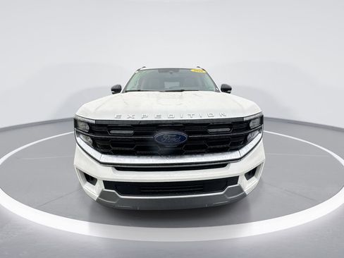 New 2026 Ford Expedition Max Platinum w/ Platinum Ultimate Package image 3