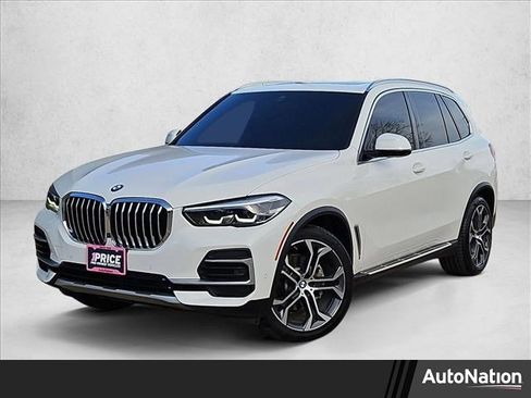 Used 2022 BMW X5 sDrive40i w/ Premium Package image 1