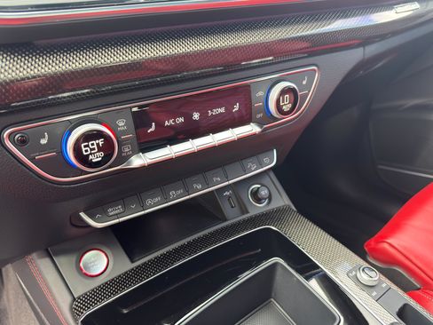 Certified 2023 Audi SQ5 Prestige AWD/4WD image 16