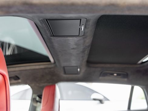 Used 2023 Porsche Panamera Turbo S Executive image 24