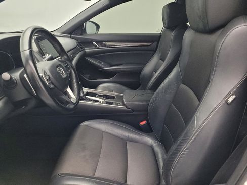 Used 2018 Honda Accord Sport image 17