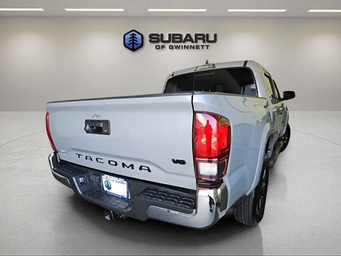 Used 2021 Toyota Tacoma SR5 RWD image 5