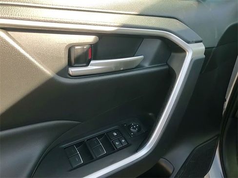 Certified 2025 Toyota RAV4 XLE image 10