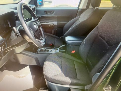 Used 2025 Ford Maverick XL w/ Equipment Group 101A AWD/4WD image 4