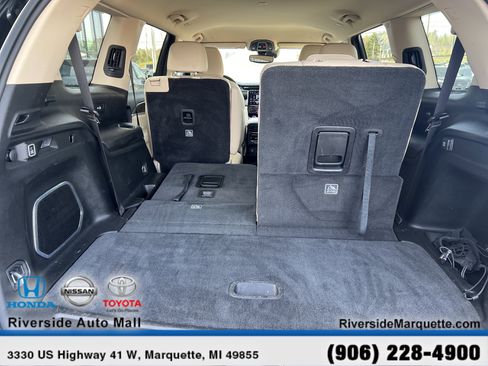 Used 2021 Jeep Grand Cherokee L Limited w/ MOPAR Finishing Package AWD/4WD image 8