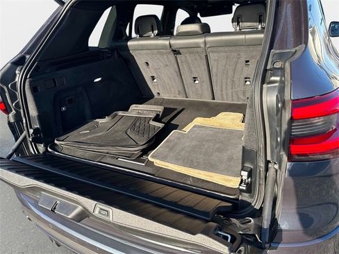 Used 2020 BMW X5 M50i w/ Premium Package image 5