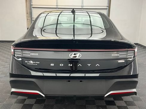 Used 2026 Hyundai Sonata Blue FWD image 13