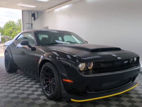 Used 2018 Dodge Challenger SRT Demon RWD image 7