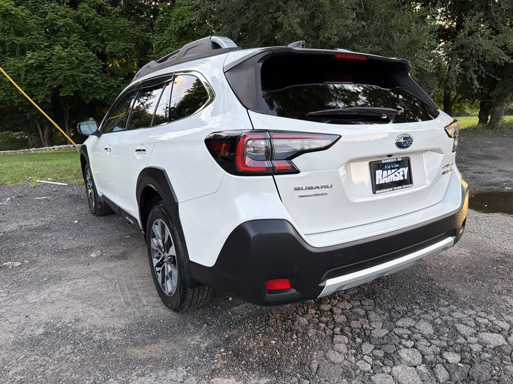 Certified 2023 Subaru Outback Touring XT AWD/4WD image 6
