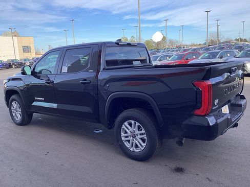 New 2026 Toyota Tundra SR5 image 3