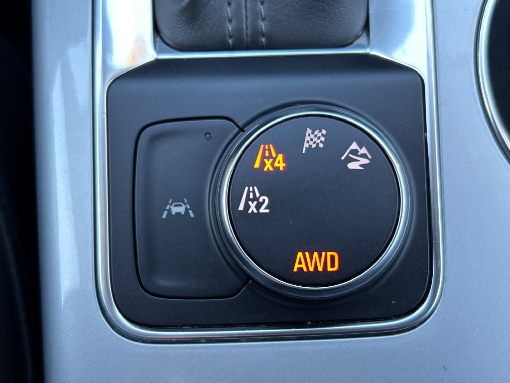 Used 2024 Chevrolet Blazer LT AWD/4WD image 15