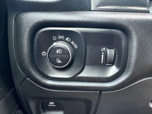 Used 2023 RAM 1500 Big Horn AWD/4WD image 11