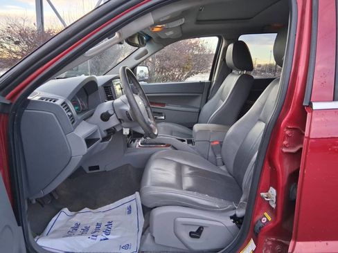 Used 2005 Jeep Grand Cherokee Limited image 15