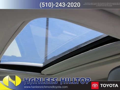 Used 2014 Toyota RAV4 XLE AWD/4WD image 13