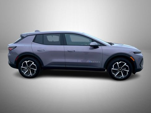 New 2026 Chevrolet Equinox EV LT image 4