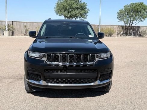 Used 2023 Jeep Grand Cherokee L Laredo RWD image 3