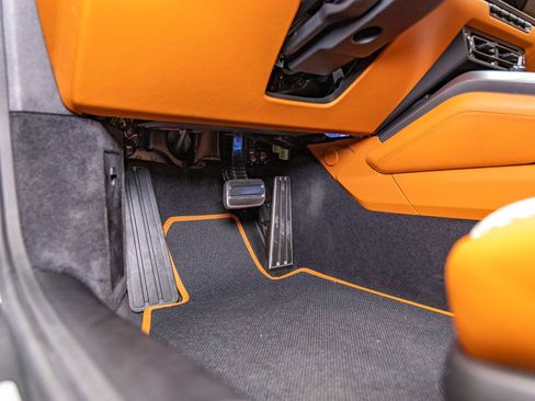 Used 2024 Porsche 911 Cabriolet image 37