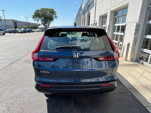 Used 2024 Honda CR-V LX image 4