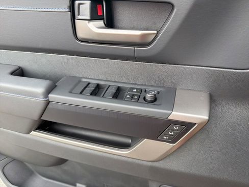 New 2026 Toyota Tundra Platinum AWD/4WD image 19