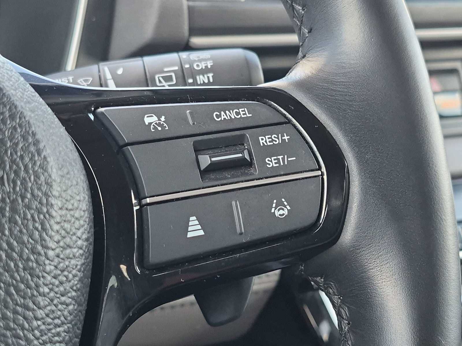 Certified 2024 Honda Pilot Touring image 24