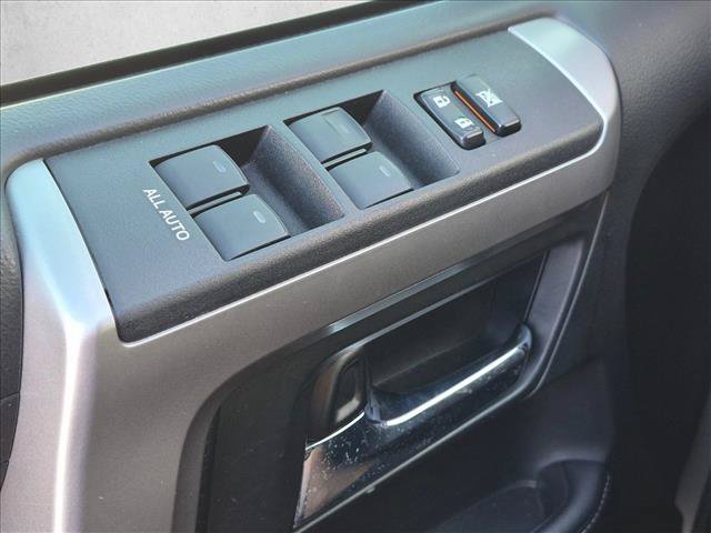 Used 2018 Toyota 4Runner SR5 RWD image 12