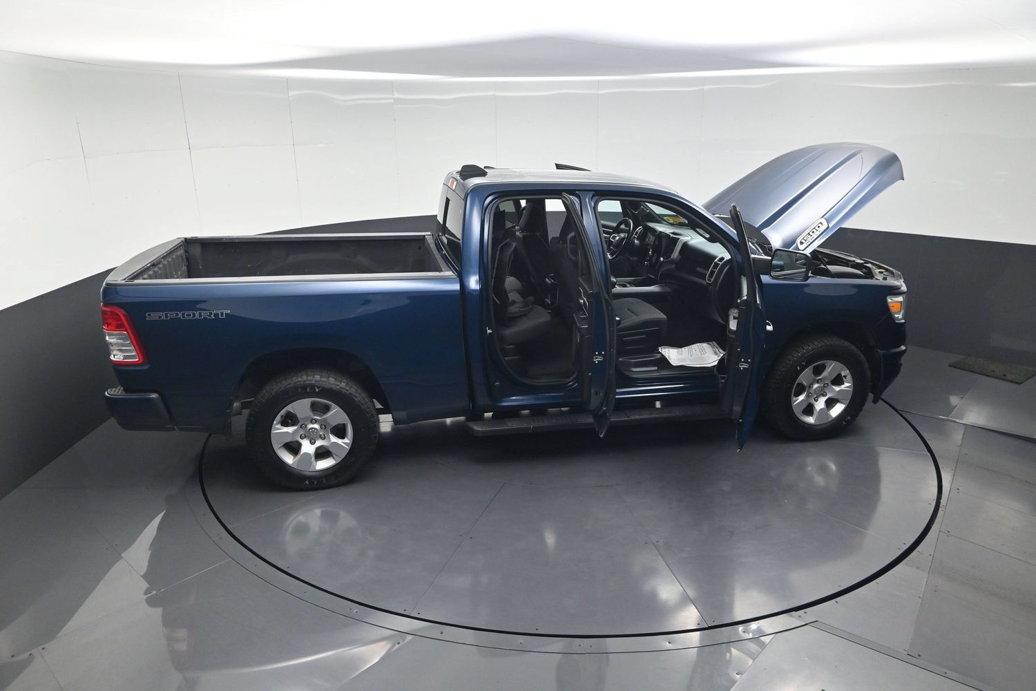Used 2021 RAM 1500 Big Horn AWD/4WD image 14