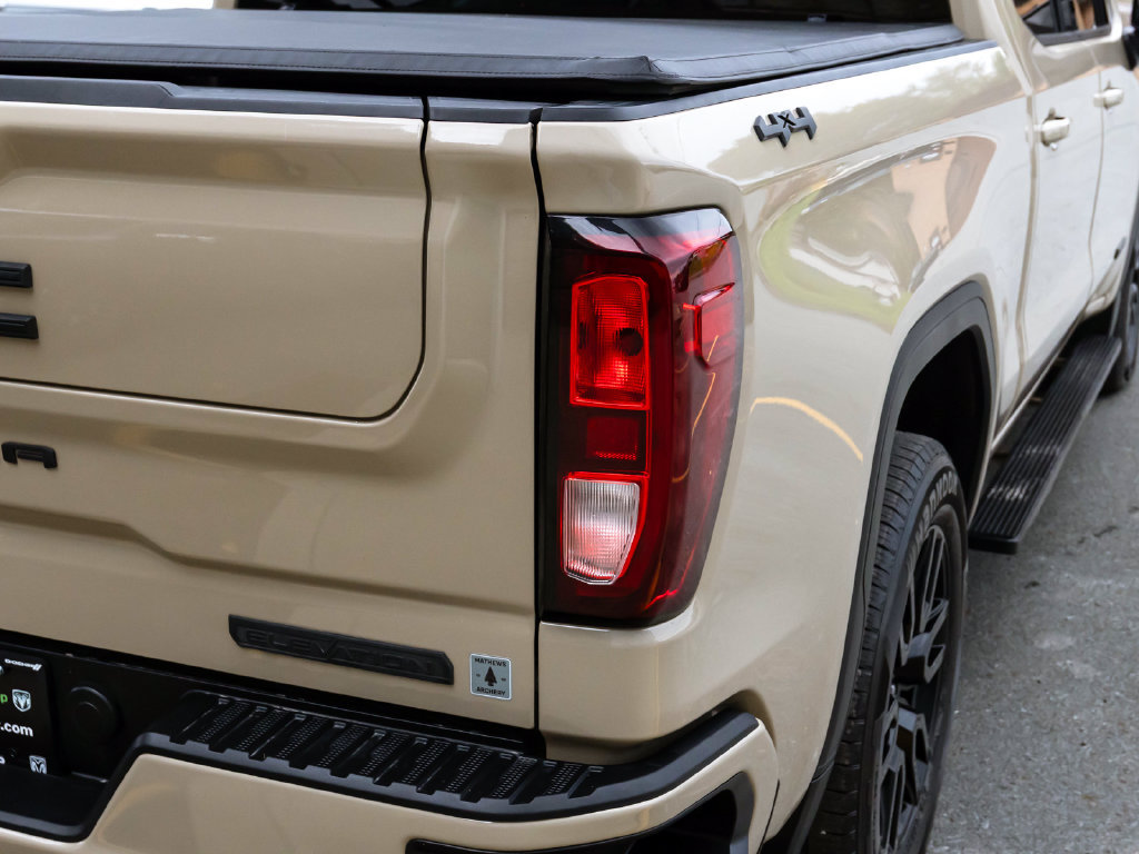 Used 2022 GMC Sierra 1500 Elevation AWD/4WD image 37