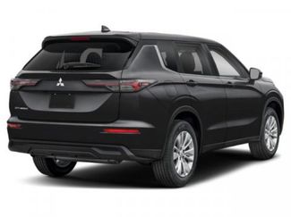 New 2026 Mitsubishi Outlander ES video 2
