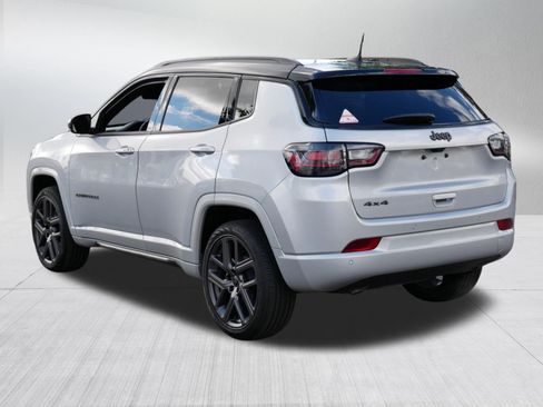 Used 2025 Jeep Compass Limited w/ High Altitude Package AWD/4WD image 5