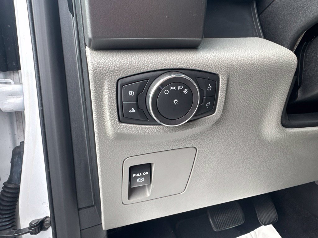 Used 2018 Ford F150 XLT AWD/4WD image 28