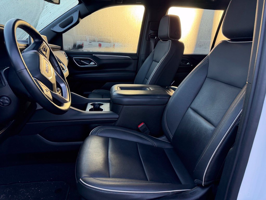 Used 2023 GMC Yukon SLT w/ SLT Premium Package RWD image 6