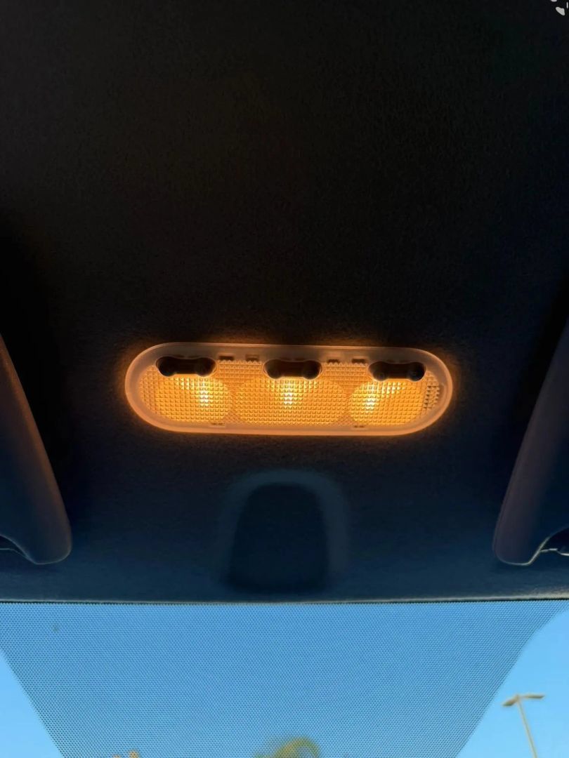 Used 2016 Nissan NV200 S FWD image 23