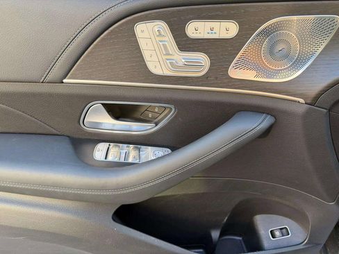 Used 2024 Mercedes-Benz GLE 53 AMG 4MATIC image 34