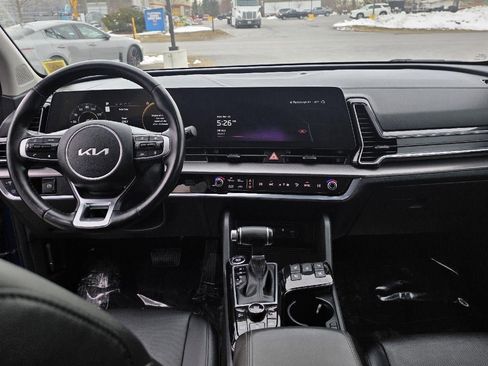 Used 2023 Kia Sportage SX image 17
