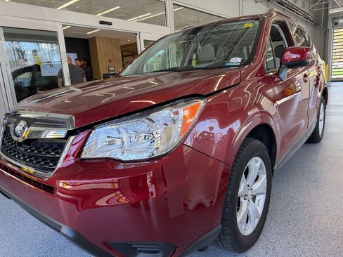 Used 2016 Subaru Forester 2.5i Premium w/ Popular Package #2 image 4