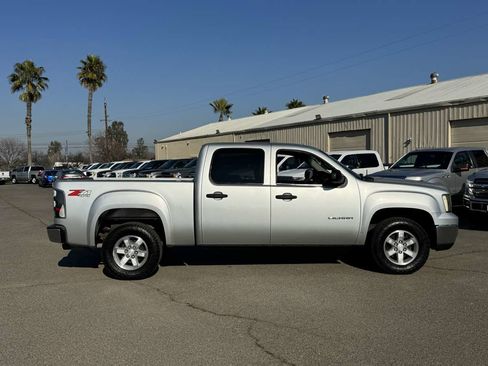 Used 2013 GMC Sierra 1500 SLE w/ Power Tech Package image 14