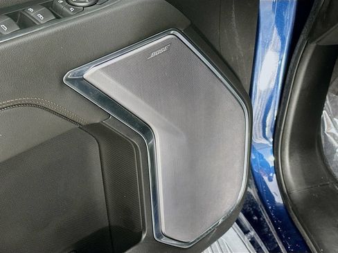Used 2022 Chevrolet Silverado 1500 High Country w/ High Country Premium Package AWD/4WD image 25