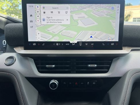 New 2026 Ford Explorer Active RWD image 4