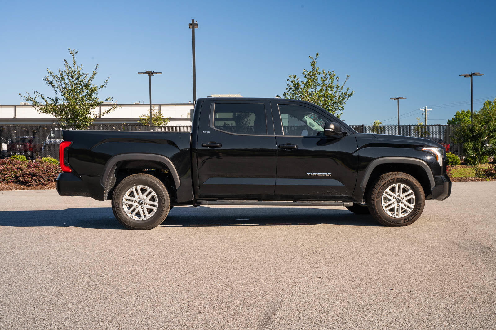 Used 2023 Toyota Tundra SR5 w/ SR5 Premium Package AWD/4WD image 8
