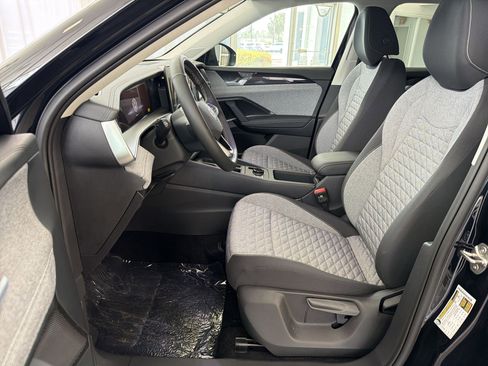New 2026 Volkswagen Tiguan S FWD image 5
