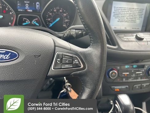 Used 2018 Ford Escape SEL w/ Ford Safe & Smart Package image 14