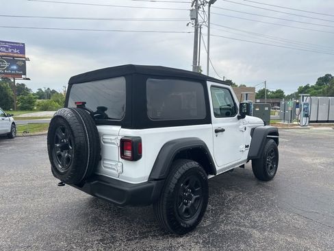 Used 2024 Jeep Wrangler Sport AWD/4WD image 3