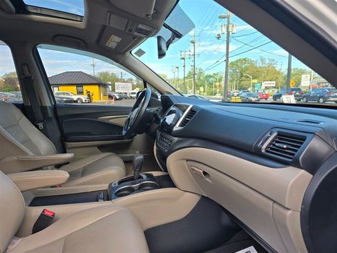 Used 2017 Honda Pilot EX-L image 18