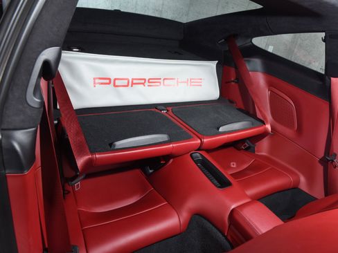 Used 2018 Porsche 911 Carrera S RWD image 27