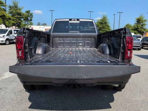 New 2026 RAM 3500 Laramie AWD/4WD image 13