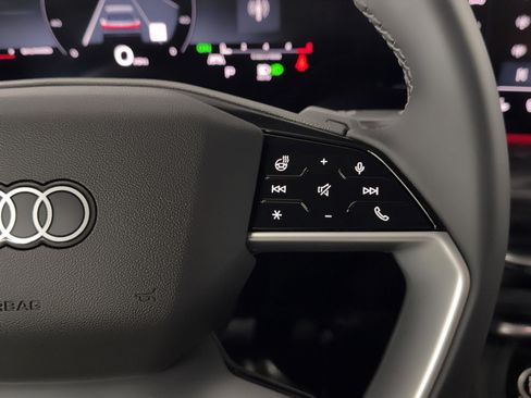 New 2025 Audi Q5 Premium Plus AWD/4WD image 22