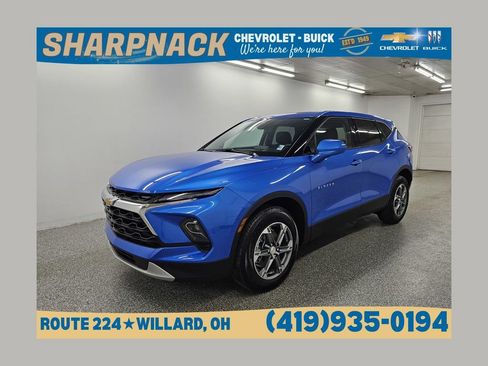 Used 2026 Chevrolet Blazer LT FWD image 1