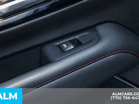 Used 2025 Chevrolet Suburban RST image 58