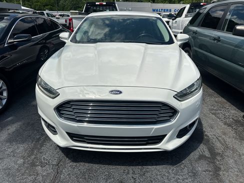 Used 2013 Ford Fusion SE FWD image 7